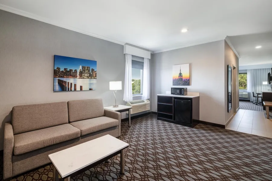 Best Western Premier NYC Gateway Hotel hotel detail image 6