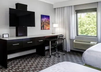 Best Western Premier NYC Gateway Hotel hotel thumbnail 8