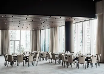 JW Marriott Parq Vancouver hotel thumbnail 3