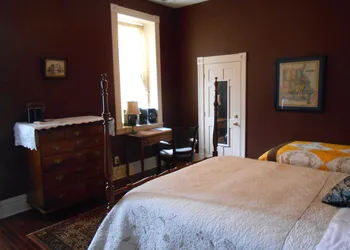 Benton Park Inn hotel thumbnail 4
