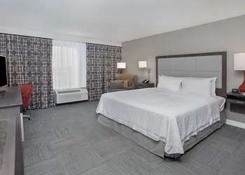 Hampton Inn Vincennes hotel thumbnail 6