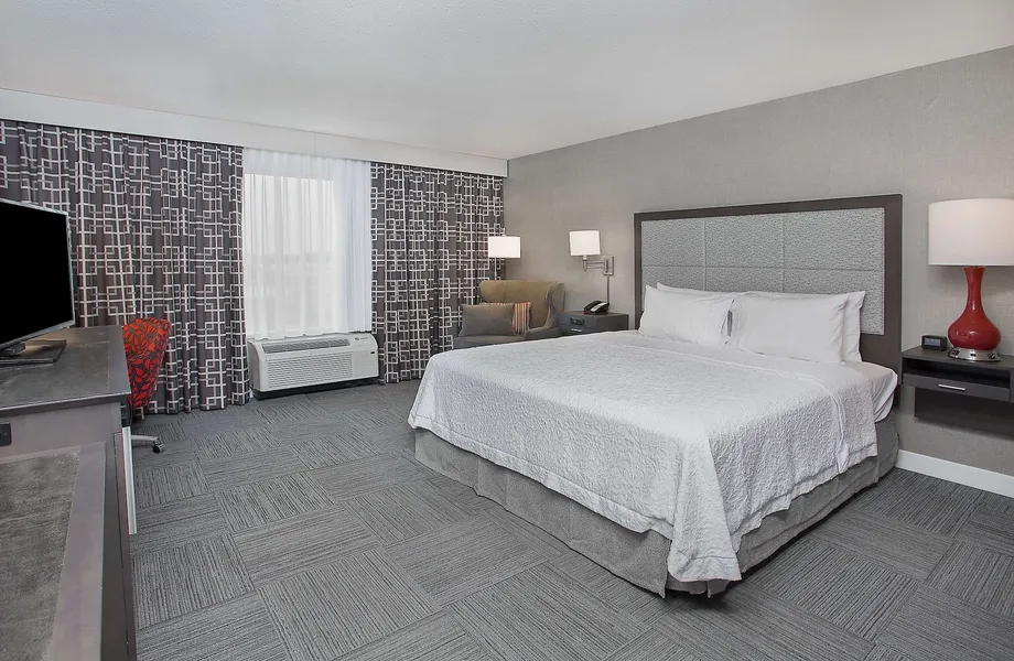 Hampton Inn Vincennes hotel detail image 6