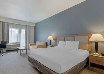 Best Western Plus Peppertree Nampa Civic Center Inn hotel thumbnail 5