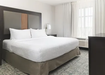 Homewood Suites by Hilton Wauwatosa Milwaukee hotel thumbnail 6