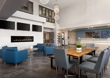 Days Inn by Wyndham Calgary North Balzac hotel thumbnail 2