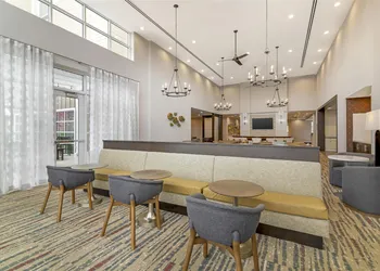 Homewood Suites By Hilton Schenectady hotel thumbnail 2