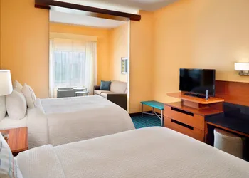 Fairfield Inn & Suites by Marriott Hendersonville Flat Rock hotel thumbnail 6