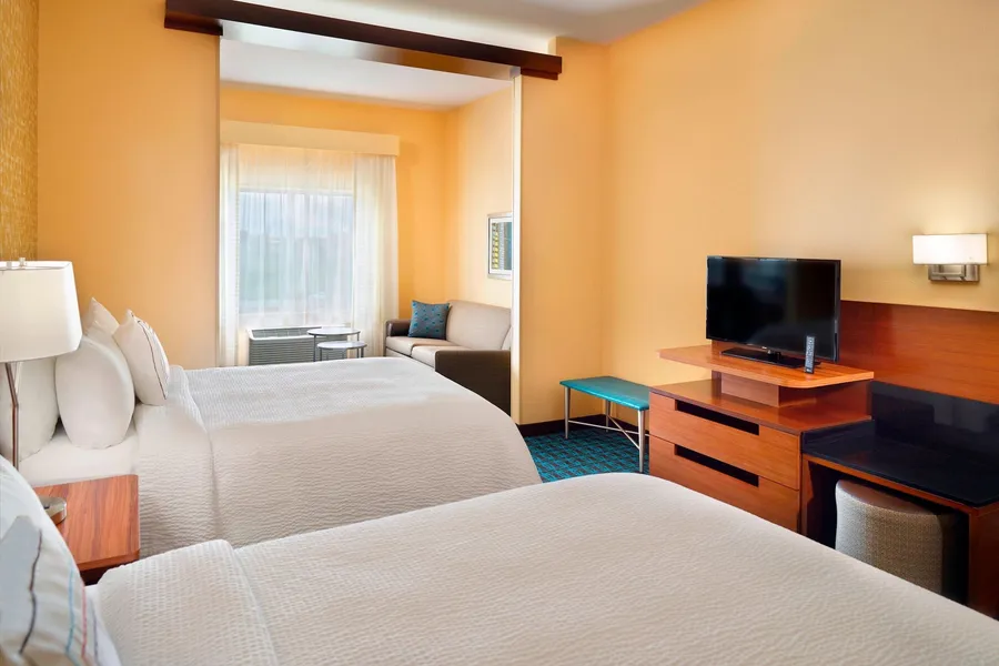 Fairfield Inn & Suites by Marriott Hendersonville Flat Rock hotel detail image 6