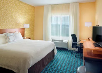 Fairfield Inn & Suites by Marriott Hendersonville Flat Rock hotel thumbnail 7