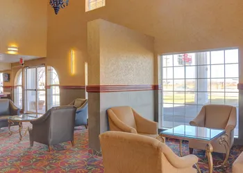Quality Inn & Suites Roswell North hotel thumbnail 5