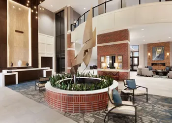Embassy Suites by Hilton Wilmington Riverfront hotel thumbnail 5