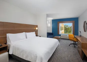 Holiday Inn Express & Suites Carrollton West by IHG hotel thumbnail 7