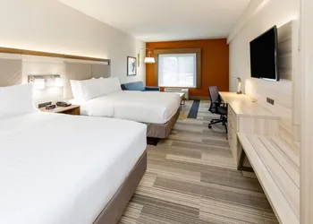 Holiday Inn Express & Suites Sturbridge by IHG hotel thumbnail 5