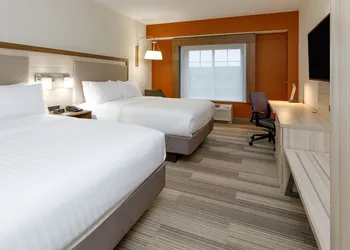 Holiday Inn Express & Suites Sturbridge by IHG hotel thumbnail 7