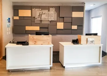 Holiday Inn Express & Suites Charlotte NE - University Area by IHG hotel thumbnail 2