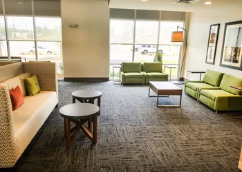 Holiday Inn Express & Suites Charlotte NE - University Area by IHG hotel thumbnail 3