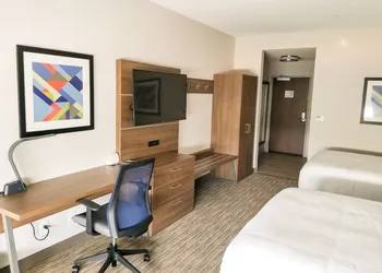 Holiday Inn Express & Suites Charlotte NE - University Area by IHG hotel thumbnail 8