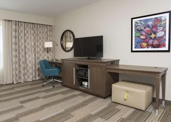 Hampton Inn Westfield hotel thumbnail 6