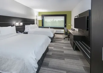 Holiday Inn Express & Suites Bryan - College Station by IHG hotel thumbnail 2