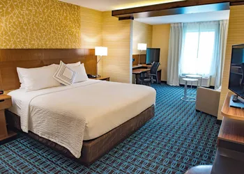 Fairfield Inn & Suites by Marriott Anderson hotel thumbnail 8