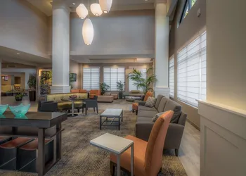 Hilton Garden Inn Reagan National Airport hotel thumbnail 2