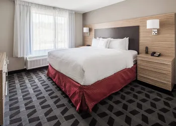 TownePlace Suites by Marriott Cleveland hotel thumbnail 8