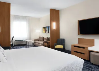 Fairfield Inn & Suites by Marriott Daytona Beach Speedway/Airport hotel thumbnail 8