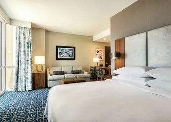 Embassy Suites by Hilton Denton Convention Center hotel thumbnail 7