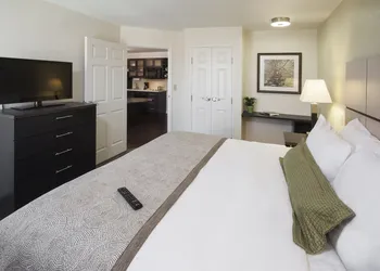 Candlewood Suites Bensalem - Philadelphia Area by IHG hotel thumbnail 2