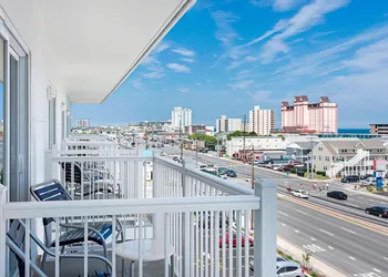 Fairfield Inn & Suites by Marriott Ocean City hotel thumbnail 8