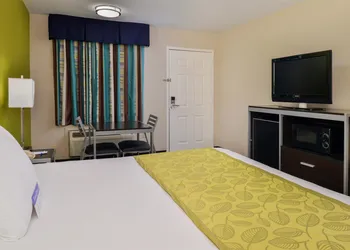 Americas Best Value Inn Pasadena Houston hotel thumbnail 7