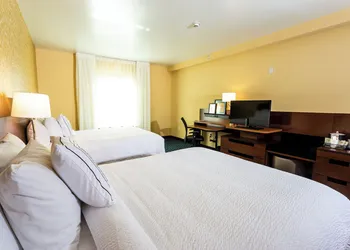 Fairfield Inn & Suites by Marriott Bay City hotel thumbnail 8