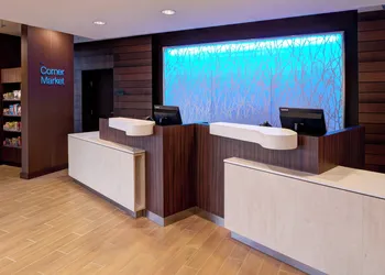 Fairfield Inn & Suites by Marriott Detroit Troy hotel thumbnail 2