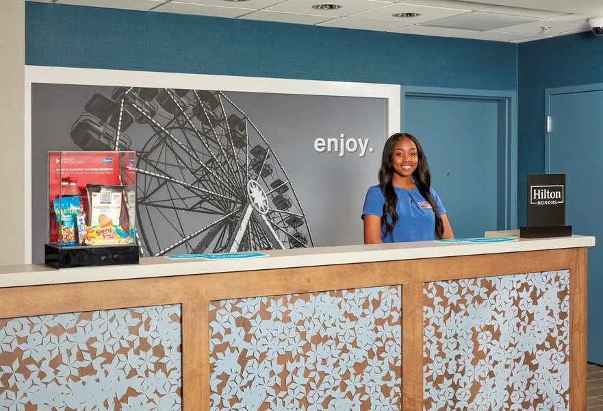 Hampton Inn & Suites Sacramento at Csus hotel detail image 6
