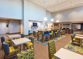 Hampton Inn & Suites Sacramento at Csus hotel thumbnail 7
