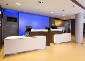 Fairfield Inn & Suites by Marriott Detroit Chesterfield hotel thumbnail 2