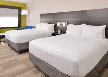 Holiday Inn Express & Suites Kansas City - Lee's Summit by IHG hotel thumbnail 8