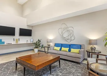 Best Western Plus Centralia Hotel & Suites hotel thumbnail 2