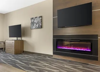 Best Western Plus Centralia Hotel & Suites hotel thumbnail 7