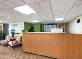 Super 8 by Wyndham Myrtle Beach/Market Common Area hotel thumbnail 2