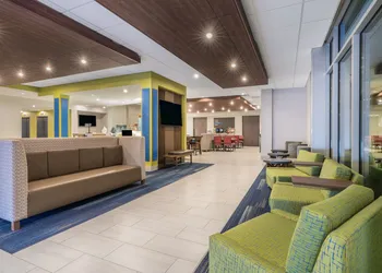 Holiday Inn Express & Suites Lake Havasu - London Bridge by IHG hotel thumbnail 3