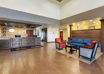 Comfort Suites Near Denver Downtown hotel thumbnail 2