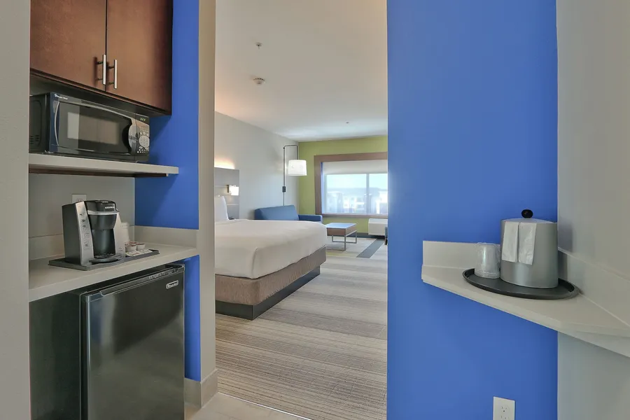 Holiday Inn Express & Suites Houston East - Beltway 8 by IHG hotel detail image 6