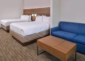 Holiday Inn Express & Suites Siloam Springs by IHG hotel thumbnail 8