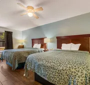 Econo Lodge Inn & Suites Fulton - Rockport hotel detail image 7