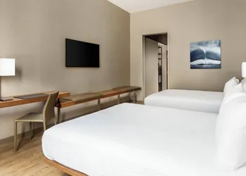 AC Hotel by Marriott San Francisco Airport Oyster Point/Waterfront hotel thumbnail 5