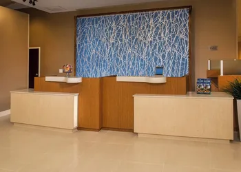 Fairfield Inn and Suites by Marriott Washington hotel thumbnail 2