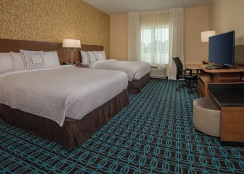 Fairfield Inn and Suites by Marriott Washington hotel thumbnail 3