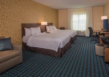 Fairfield Inn and Suites by Marriott Washington hotel thumbnail 6
