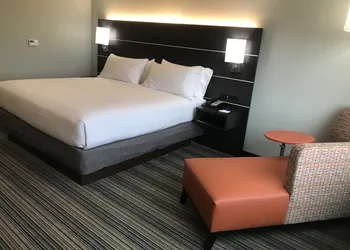 Holiday Inn Express & Suites Greenville SE - Simpsonville by IHG hotel thumbnail 5